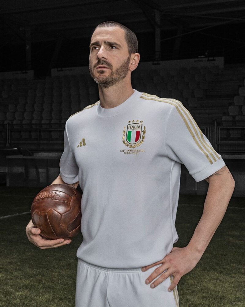 maillot-italie-125-ans-pic-1