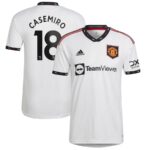 maillot-manchester-united-exterieur-2022-23-casemiro-1