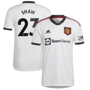 maillot-manchester-united-exterieur-2022-23-shaw-1