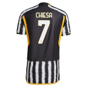 maillot-juventus-domicile-2023-2024-chiesa-2