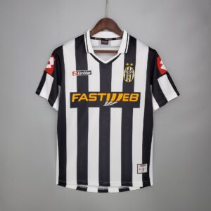 maillot-retro-vintage-juventus-domicile-2001-2002-1